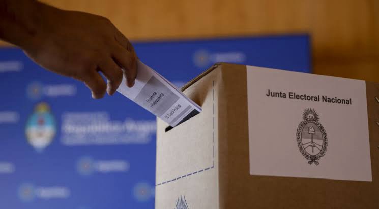 Urna Eleitoral/ Foto: Alejandro e Luis Robayo/AFP)