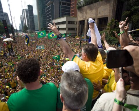 Ato pró Bolsonaro na Paulista