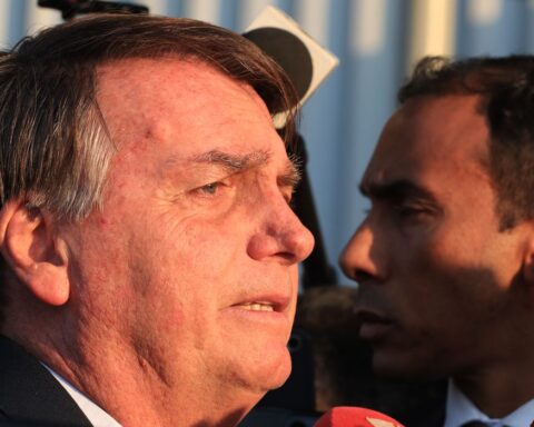 Bolsonaro responde Moraes