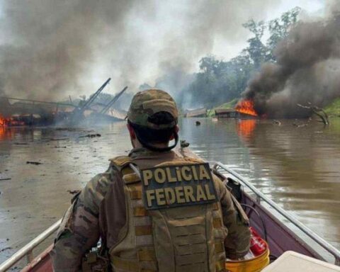 PF em combate na Amazônia