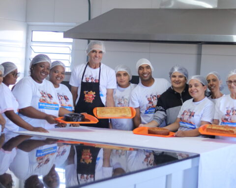 Secretaria de Trabalho e Instituto do Carinho abrem inscrições para curso gratuito de panificação e confeitaria