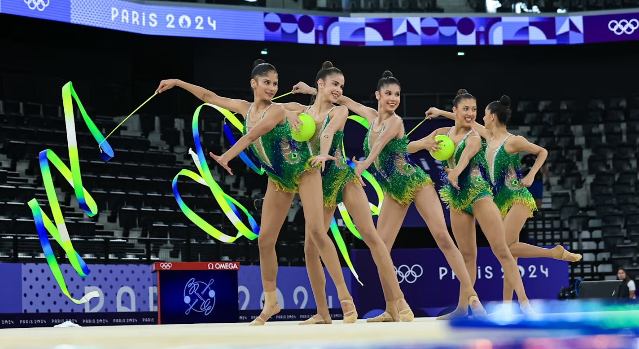 Conjunto de ginástica rítmica brasileiro