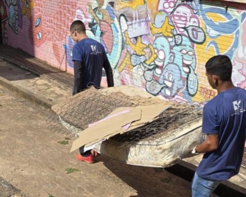 GDF atende reivindicação antiga e realiza limpeza no centro de Taguatinga